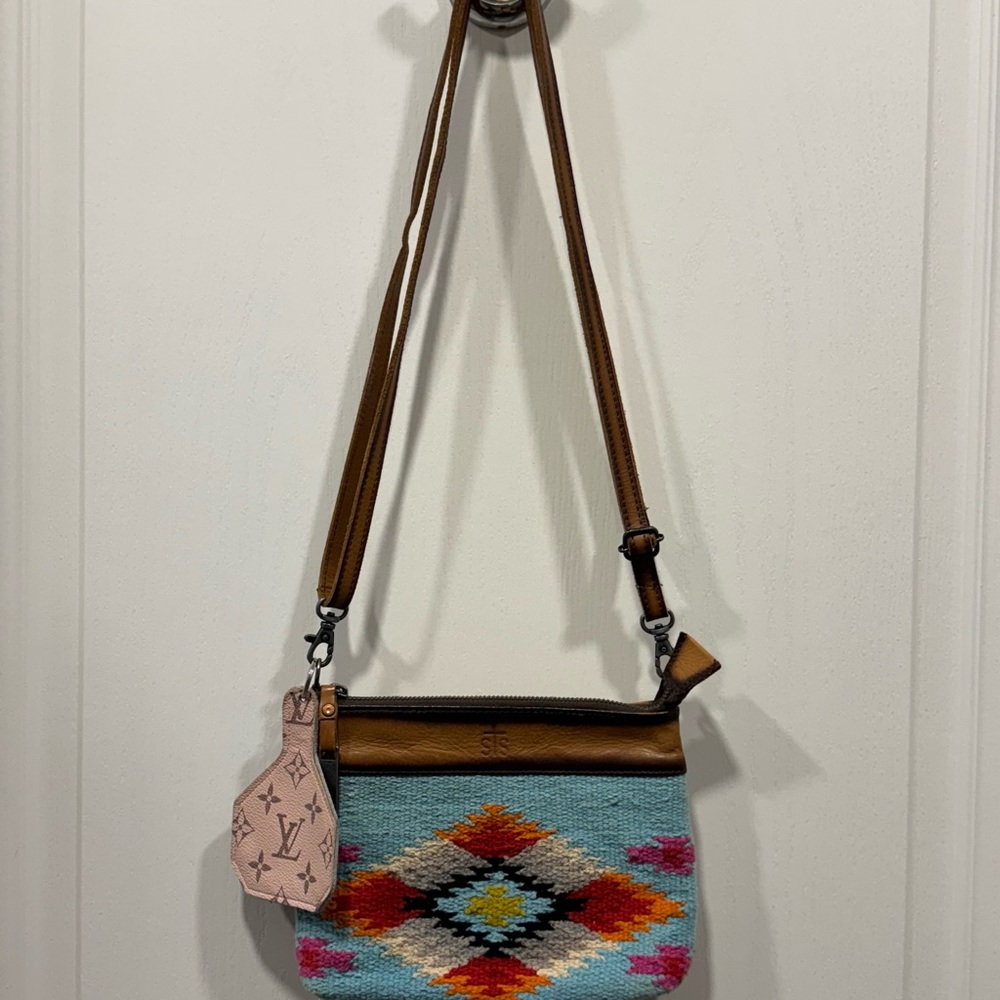 STS Ranchwear Southwest Pattern Crossbody Bag